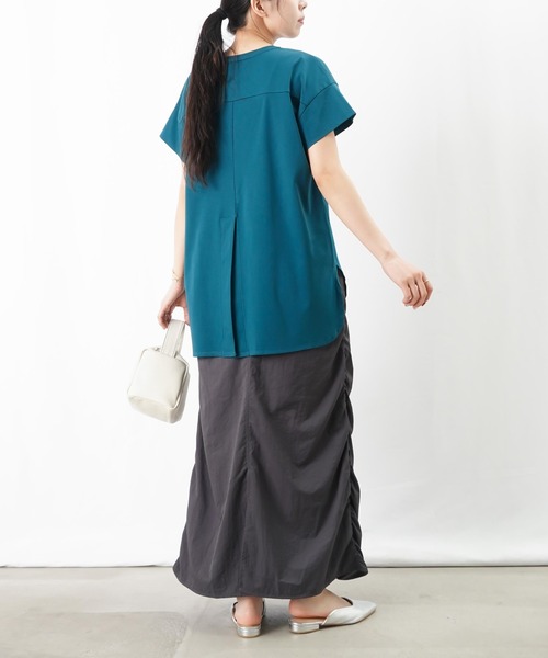 LC/LLL 【新色追加】シルケットスリットカットソー / バック