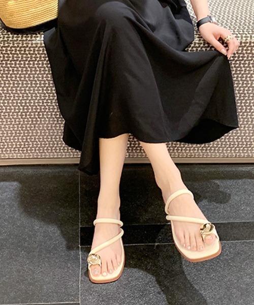 Futier land（フューティアランド）の「メタルモチーフフラットサンダル（サンダル・レディース・ブラック/アイボリー/ブラウン・38/39/36/37）」の14枚目の写真