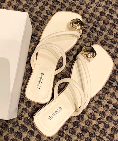 Futier land（フューティアランド）の「メタルモチーフフラットサンダル（サンダル・レディース・ブラック/アイボリー/ブラウン・38/39/36/37）」の18枚目の写真