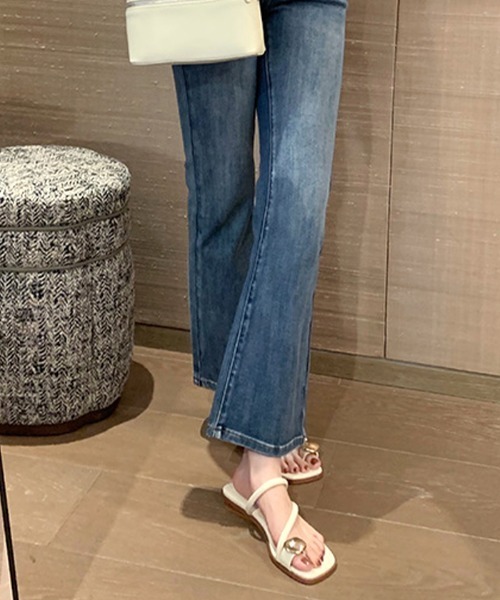 Futier land（フューティアランド）の「メタルモチーフフラットサンダル（サンダル・レディース・ブラック/アイボリー/ブラウン・38/39/36/37）」の21枚目の写真