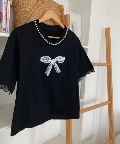 Diosfront(ディオスフロント)の「カラーリボンプリント襟パール付きオーバーTee(Tシャツ/カットソー・レディース・ホワイト/ブラック/グレー・FREE)」の9枚目の写真