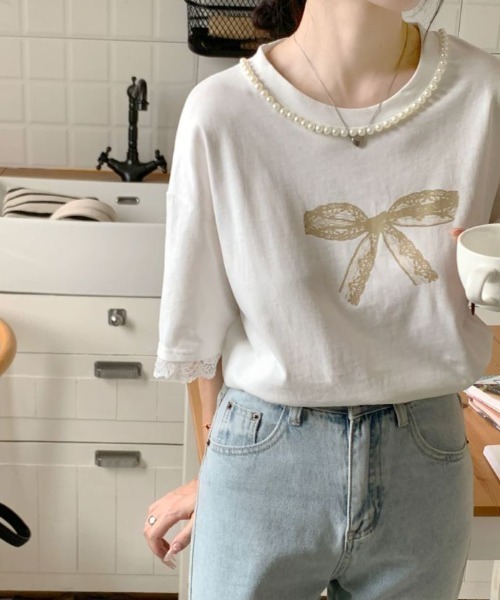 Diosfront(ディオスフロント)の「カラーリボンプリント襟パール付きオーバーTee(Tシャツ/カットソー・レディース・ホワイト/ブラック/グレー・FREE)」の21枚目の写真