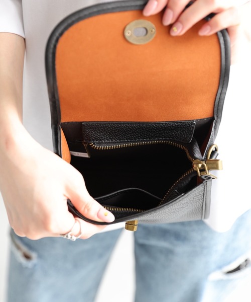 sakishimatokyo（サキシマトーキョー）の「【2WAY】フロント金具付きハンドバッグ/シーズンレス/合皮（ハンドバッグ・レディース・ベージュ/ブラック/オフホワイト/ピンク・FREE）」の15枚目の写真