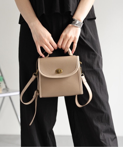 sakishimatokyo（サキシマトーキョー）の「【2WAY】フロント金具付きハンドバッグ/シーズンレス/合皮（ハンドバッグ・レディース・ベージュ/ブラック/オフホワイト/ピンク・FREE）」の19枚目の写真