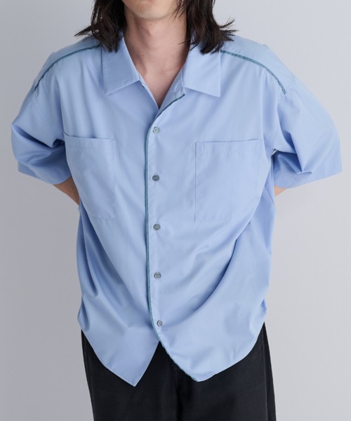 MERLOT(メルロー)の「ルーズフィットパイピングシャツ(シャツ/ブラウス・メンズ・サックスブルー/ベージュ・FREE)」の15枚目の写真