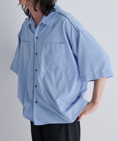 MERLOT(メルロー)の「ルーズフィットパイピングシャツ(シャツ/ブラウス・メンズ・サックスブルー/ベージュ・FREE)」の16枚目の写真