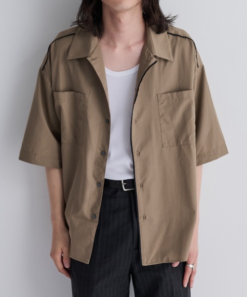 MERLOT(メルロー)の「ルーズフィットパイピングシャツ(シャツ/ブラウス・メンズ・サックスブルー/ベージュ・FREE)」の6枚目の写真