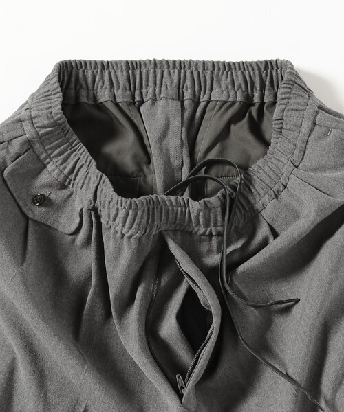 BEAMS（ビームス）の「サルエル イージー スラックス（スラックス・メンズ・ブラック/グレー・SMALL/X-LARGE/LARGE/MEDIUM）」の10枚目の写真