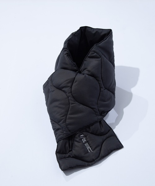 F/CE. （エフシーイー）の「F/CE. 24-TAION BY F/CE. PACKABLE DOWN SCARF / エフシーイー 24-タイオン バイ エフシーイー パッカブル ダウン スカーフ（マフラー・メンズ・ベージュ/ブルー/ブラック/オリーブ・FREE）」の7枚目の写真