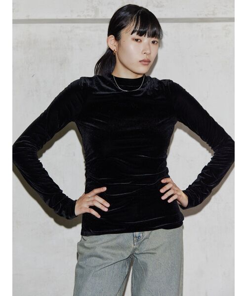 VEQUM（VEQUM）の「【VEQUM】GATHER FIT VELOUR TOPS（Tシャツ/カットソー・レディース・ブラウン/ブルー/ブラック・FREE）」の19枚目の写真