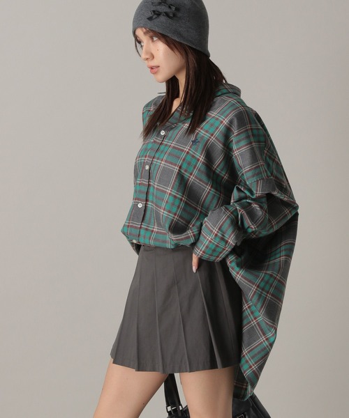 FOREVER 21（フォーエバー トゥエンティーワン）の「【Beverly Hills Polo Club】別注 チェックルーズシャツ（シャツ/ブラウス・レディース・オレンジ/ネイビー/イエロー/グレー/ブラック・FREE）」の3枚目の写真