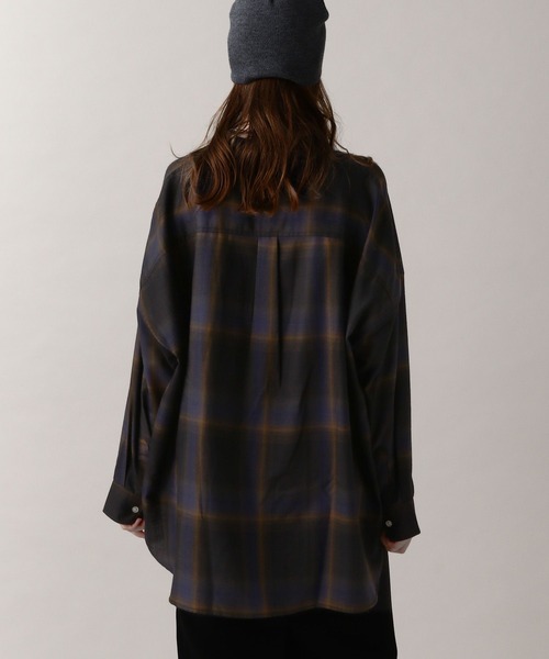 FOREVER 21（フォーエバー トゥエンティーワン）の「【Beverly Hills Polo Club】別注 チェックルーズシャツ（シャツ/ブラウス・レディース・オレンジ/ネイビー/イエロー/グレー/ブラック・FREE）」の11枚目の写真