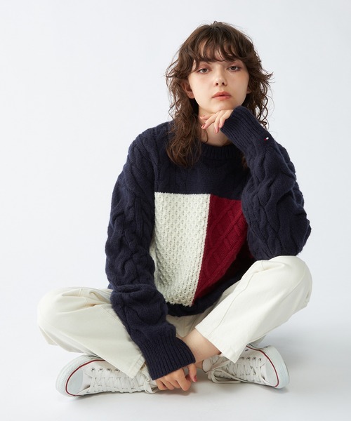 TOMMY HILFIGER（トミーヒルフィガー）の「ケーブルフラッグセーター（ニット/セーター・メンズ・ネイビー・LARGE/MEDIUM/SMALL/X-LARGE）」の4枚目の写真