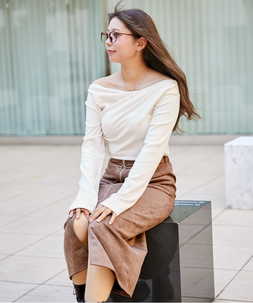 GORGE(ゴージ)の「《ZIPスリット×スエード風》レディース タイトスカート ポンチ素材 ロング丈 ストレッチ 秋冬(スカート・レディース・ブラック/グレイッシュベージュ/グレー/カーキ/モカ・F)」の1枚目の写真