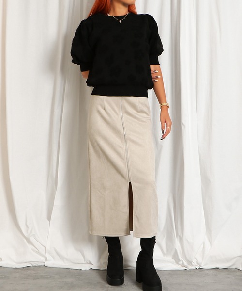 GORGE(ゴージ)の「《ZIPスリット×スエード風》レディース タイトスカート ポンチ素材 ロング丈 ストレッチ 秋冬(スカート・レディース・ブラック/グレイッシュベージュ/グレー/カーキ/モカ・F)」の7枚目の写真
