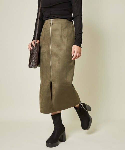 GORGE(ゴージ)の「《ZIPスリット×スエード風》レディース タイトスカート ポンチ素材 ロング丈 ストレッチ 秋冬(スカート・レディース・ブラック/グレイッシュベージュ/グレー/カーキ/モカ・F)」の13枚目の写真