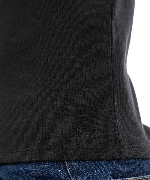BILLABONG(ビラボン)の「BILLABONG レディース SNAP BACK LS TEE ロンT 【2024年秋冬モデル】/ビラボンスナップボタン長袖カットソー(Tシャツ/カットソー・レディース・ブラック/ホワイト系その他/グリーン系その他・MEDIUM)」の9枚目の写真