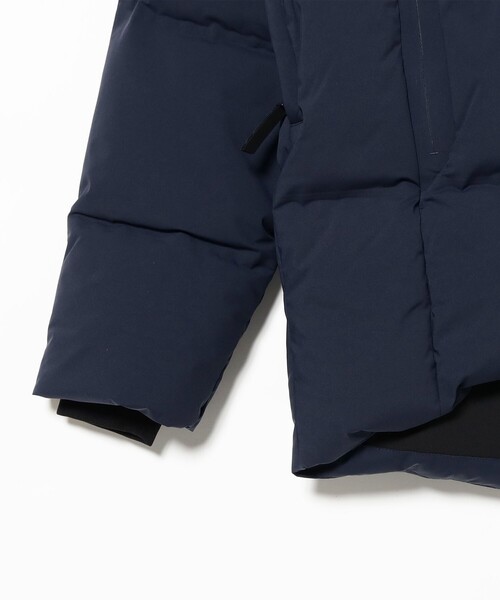B:MING by BEAMS(ビーミングバイビームス)の「ISAORA / VOYAGER フーデッド ダウンジャケット(ダウンジャケット/コート・メンズ・ブラック/ネイビー・SMALL/MEDIUM)」の16枚目の写真