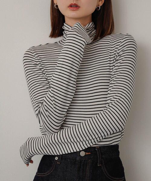 SENSE OF PLACE by URBAN RESEARCH（センスオブプレイスバイアーバンリサーチ）の「メローハイネックトップ（Tシャツ/カットソー・レディース・グリーン/ホワイト系その他/チャコールグレー/アイボリー/ブラック/イエロー・ONE）」の10枚目の写真