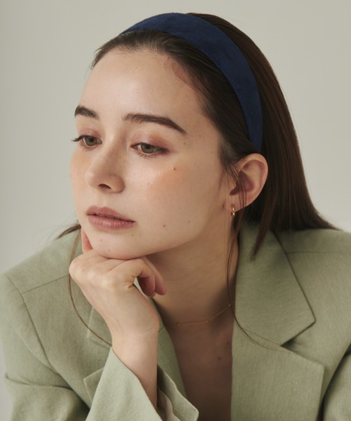 ciite'(シーテ)の「スエードワイド ヘアカチューシャ(カチューシャ・レディース・キャメル/ワインレッド/アイボリー/ブラック/ネイビー/ブラウン・FREE)」の18枚目の写真