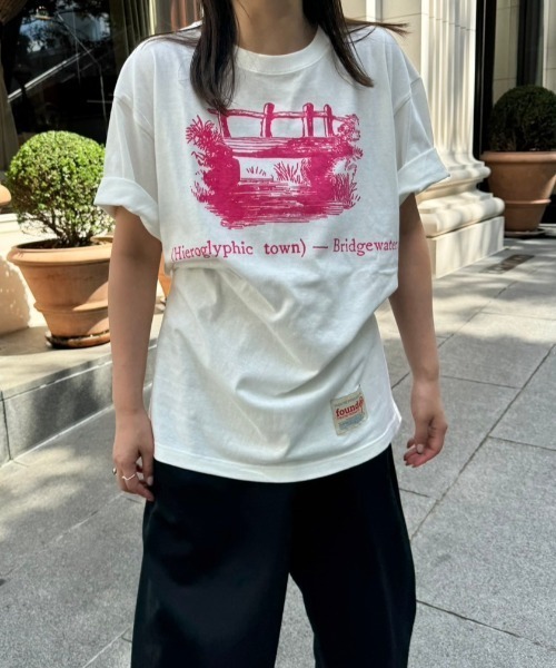 THEATRE PRODUCTS（シアタープロダクツ）の「【Found THEATRE PRODUCTS】ブリッジウォータープリントTシャツ（Tシャツ/カットソー・レディース・ホワイト/ネイビー・FREE）」の8枚目の写真