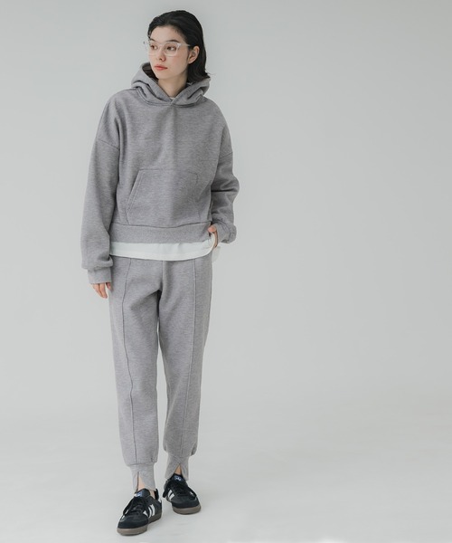 coca(coca)(コカ)の「裏起毛クロップドパーカースウェット(スウェット・レディース・ブラック/グレー・L/M)」の5枚目の写真