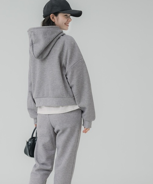coca(coca)(コカ)の「裏起毛クロップドパーカースウェット(スウェット・レディース・ブラック/グレー・L/M)」の7枚目の写真
