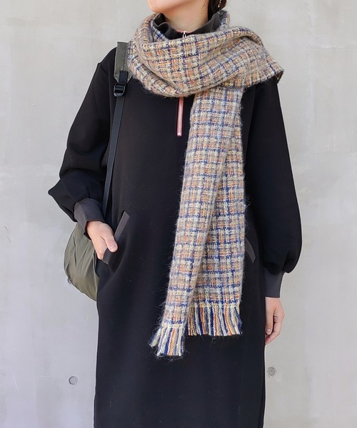 Q（キュー）の「MIXマフラー（マフラー・レディース・ブルー系その他/レッド系その他・ONE SIZE）」の6枚目の写真