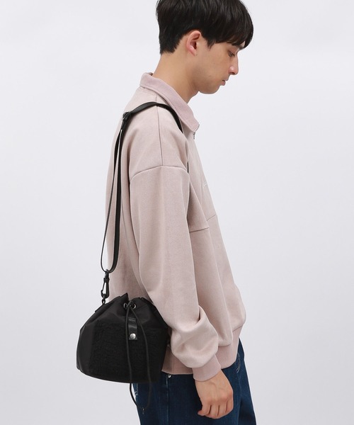 LAKOLE（ラコレ）の「ボアコンビミニショルダーバッグ / 132230（ショルダーバッグ・メンズ・カーキ/ブラック/ベージュ・FREE）」の4枚目の写真