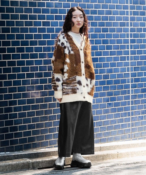 niko and...（ニコアンド）の「レザーライクタイトロングスカート（スカート・レディース・ブラック/ブラウン・MEDIUM/LARGE）」の9枚目の写真