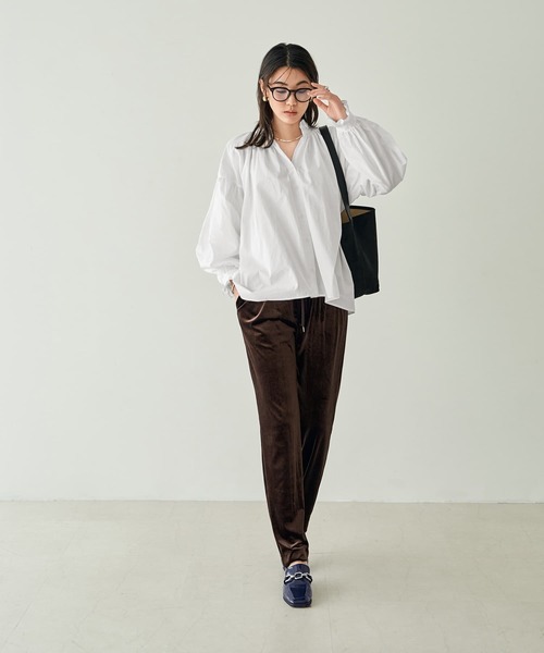 STYLE DELI(スタイルデリ)の「【LUXE】コットンボリュームブラウス(シャツ/ブラウス・レディース・ベージュ/ホワイト・FREE)」の17枚目の写真