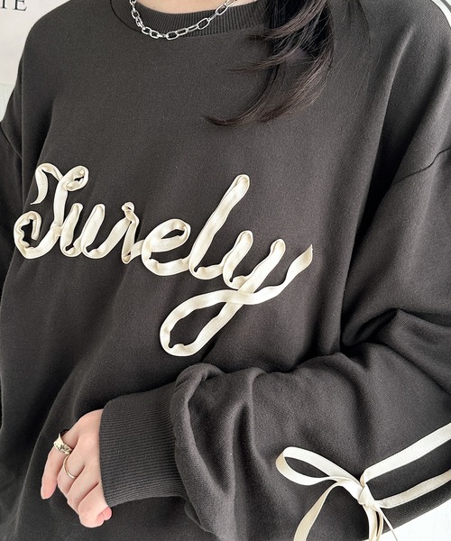 mily bilet(ミウィビレット)の「【mily bilet】気分上がるサテンリボンロゴが可愛い。サイドシャーリングサテンリボン使いスウェットトップス(長袖)(スウェット・レディース・アイボリー/オートミール/チャコールグレー・X-LARGE/SMALL/MEDIUM/LARGE)」の18枚目の写真