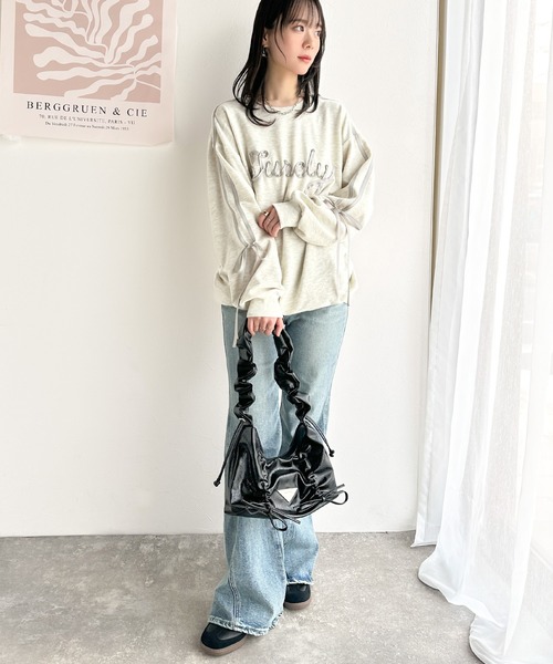 mily bilet(ミウィビレット)の「【mily bilet】気分上がるサテンリボンロゴが可愛い。サイドシャーリングサテンリボン使いスウェットトップス(長袖)(スウェット・レディース・アイボリー/オートミール/チャコールグレー・X-LARGE/SMALL/MEDIUM/LARGE)」の14枚目の写真