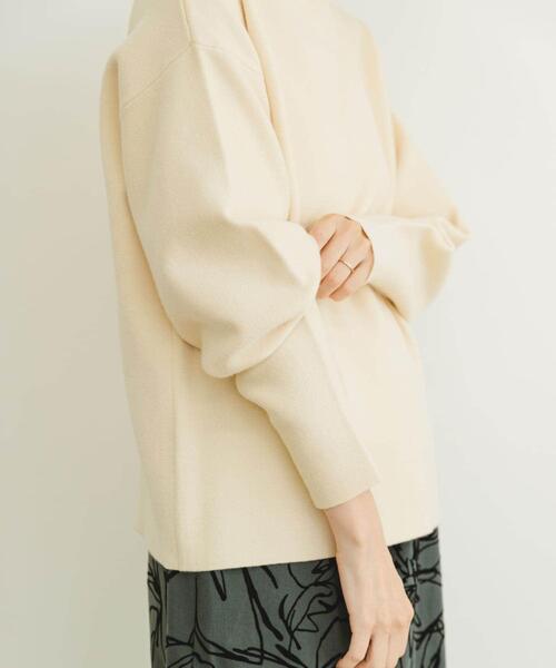 ITEMS URBANRESEARCH（アイテムズ アーバンリサーチ）の「ボトルネックニット（ニット/セーター・レディース・ピンク/グリーン/ブラック/オフホワイト/ライトブルー・FREE）」の19枚目の写真