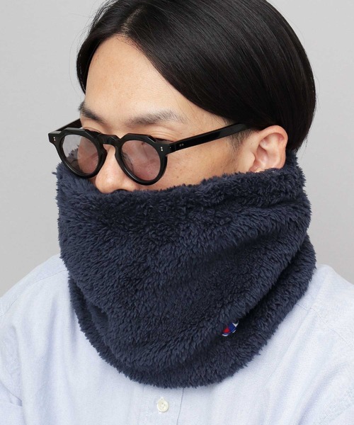 Champion(チャンピオン)の「たっぷりボリューム ファーフリース ボアネックウォーマー(ネックウォーマー/スヌード・メンズ・ブラック/グレイッシュベージュ/アイボリー/ネイビー/チャコール・FREE)」の10枚目の写真