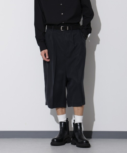 Apo(s)ture(アポスチャー)の「LEWES-004/ センタープリーツサルエルパンツ(その他パンツ・メンズ・ブラック/ベージュ/ネイビー・XS/S/M/L/XL)」の4枚目の写真