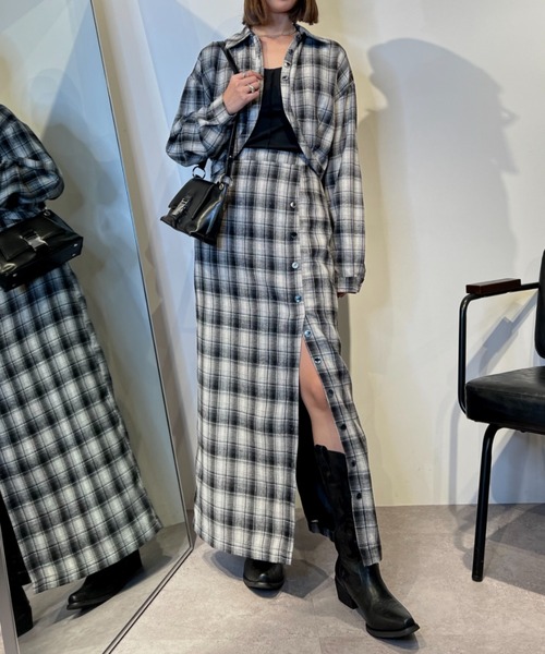 Solace（ソレイス）の「ラウンドカットクロップドチェックシャツ/セットアップ対応（シャツ/ブラウス・レディース・ブラック/ブラウン・FREE）」の9枚目の写真