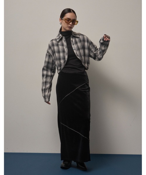 Solace（ソレイス）の「ラウンドカットクロップドチェックシャツ/セットアップ対応（シャツ/ブラウス・レディース・ブラック/ブラウン・FREE）」の11枚目の写真