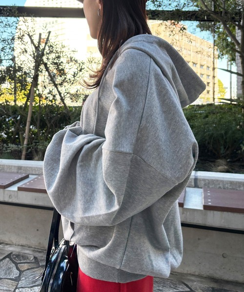 ISOOK（アイスー）の「【ISOOK / アイスー】オーバーサイズハーフジップパーカー / ビッグシルエット フーディ ルーズ丈 ZOZOTOWN限定（パーカー・レディース・グレー/ブラック・FREE）」の15枚目の写真