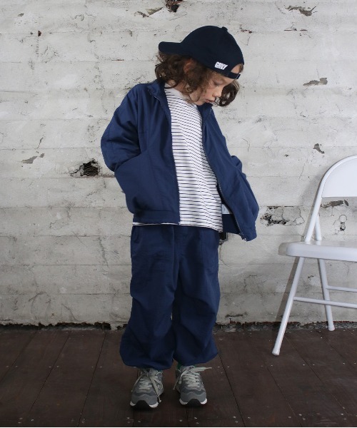 GROOVY COLORS(グルービーカラーズ)の「Nylon Taffeta Zip Jacket(ナイロンジャケット・キッズ・グリーン/ネイビー・140/130)」の5枚目の写真