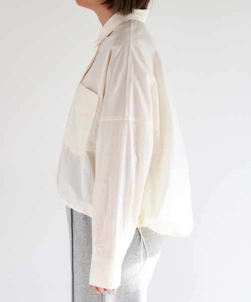 cepo(セポ)の「〈袖2way仕様〉クロップド丈 ビッグシルエットポケットシャツ(シャツ/ブラウス・レディース・オフホワイト/サックスブルー/ピンク/ベージュ・M)」の11枚目の写真