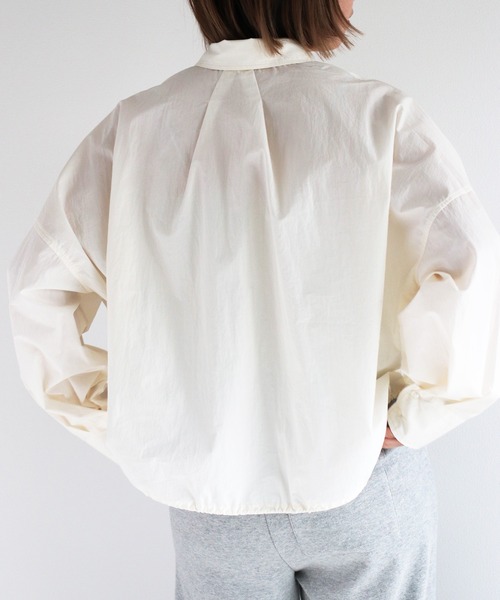 cepo(セポ)の「〈袖2way仕様〉クロップド丈 ビッグシルエットポケットシャツ(シャツ/ブラウス・レディース・オフホワイト/サックスブルー/ピンク/ベージュ・M)」の18枚目の写真