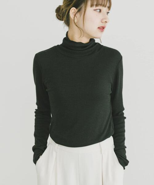 ITEMS URBANRESEARCH（アイテムズ アーバンリサーチ）の「『UR GREEN』タートルネックリブトップス（Tシャツ/カットソー・レディース・ホワイト/ミント/チャコールグレー/ブラック・FREE）」の5枚目の写真