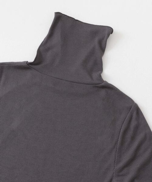 ITEMS URBANRESEARCH（アイテムズ アーバンリサーチ）の「『UR GREEN』タートルネックリブトップス（Tシャツ/カットソー・レディース・ホワイト/ミント/チャコールグレー/ブラック・FREE）」の13枚目の写真