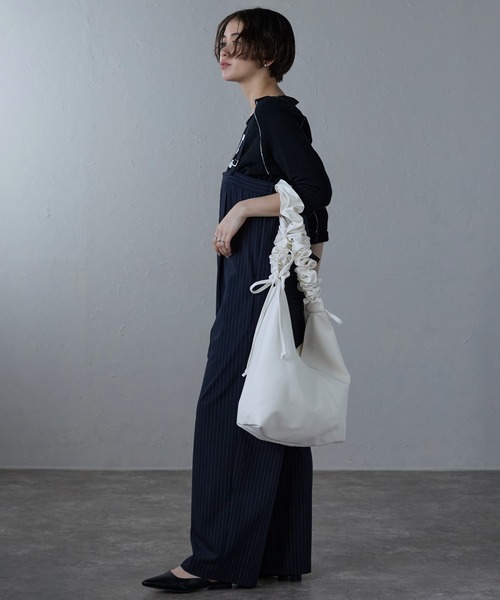 トライアングルギャザーPUレザーバッグ（ショルダーバッグ）｜Bonjour Sagan（ボンジュールサガン）