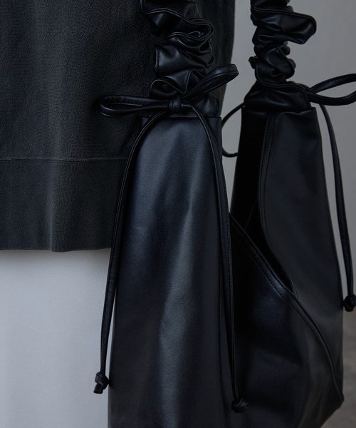 トライアングルギャザーPUレザーバッグ（ショルダーバッグ）｜Bonjour Sagan（ボンジュールサガン）