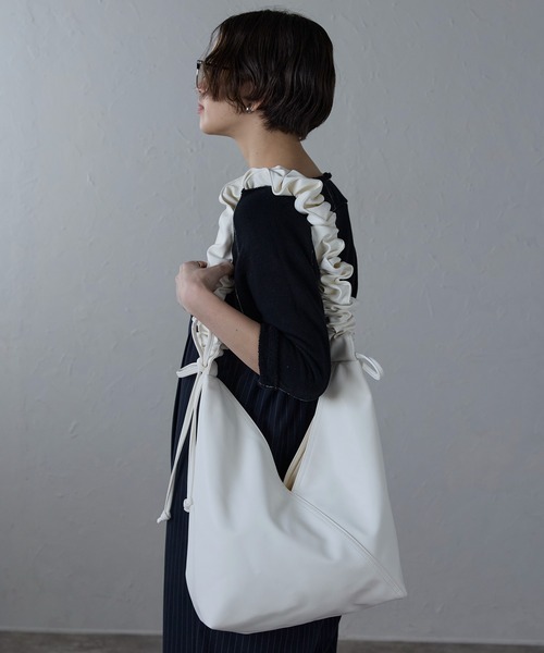 トライアングルギャザーPUレザーバッグ（ショルダーバッグ）｜Bonjour Sagan（ボンジュールサガン）