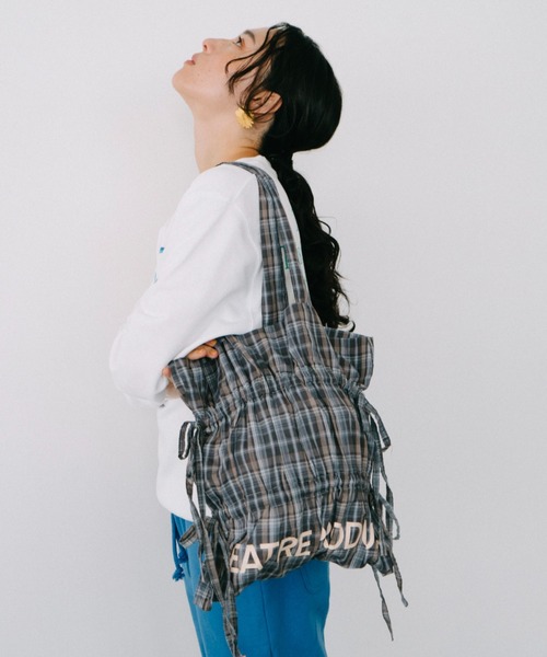 THEATRE PRODUCTS(シアタープロダクツ)の「チェックトートバッグ(トートバッグ・レディース・ネイビー/ベージュ・FREE)」の1枚目の写真