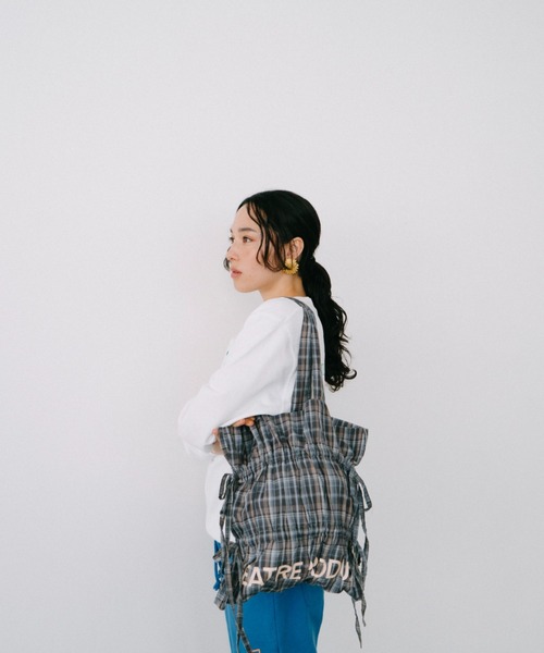 THEATRE PRODUCTS(シアタープロダクツ)の「チェックトートバッグ(トートバッグ・レディース・ネイビー/ベージュ・FREE)」の3枚目の写真