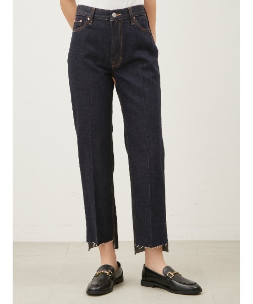 Mila Owen（ミラオーウェン）の「裾段差テーパードデニムパンツ（デニムパンツ・レディース・ピンク/インディゴブルー/ライトブルー/ブルー・00/2/1/0）」の7枚目の写真